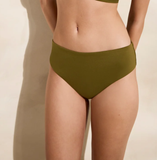 Elle Bottom